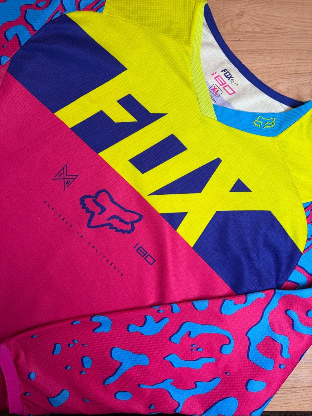 Fox Racing 180 Motocross Jersey XL Pink Yellow Blue Animal Print MX 14980
